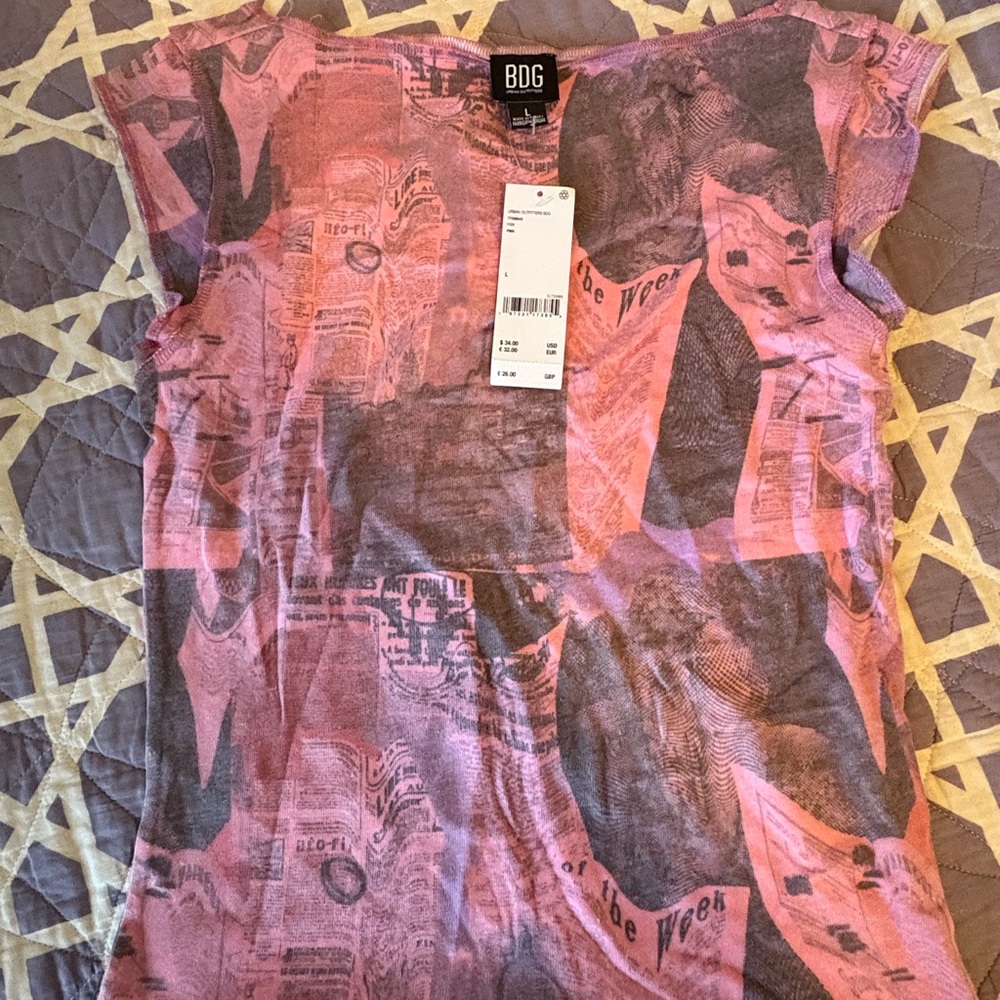BDG Graphic Pink Fitted Tee